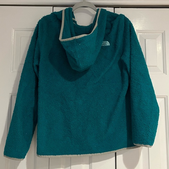 The North face women’s size large fleece logo zip up Sherpa hoodie in teal - Picture 2 of 4